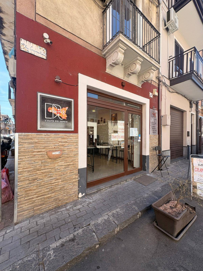 Attività commerciale in Vendita a Paternò