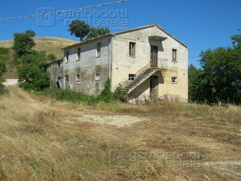 Rustico - Cascina URBINO vendita  Monteavorio  Gambedotti Real Estate