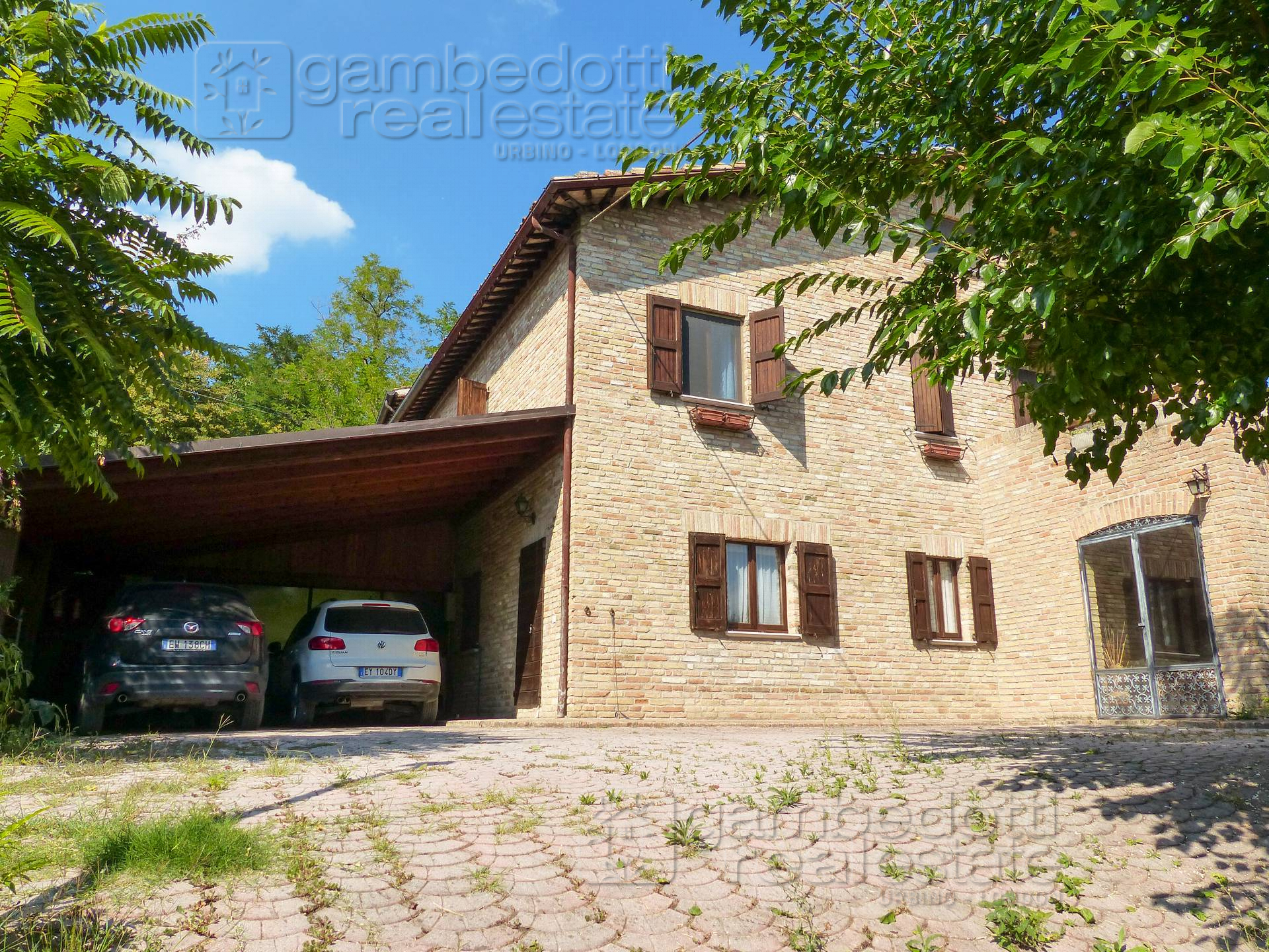 Rustico - Cascina URBINO vendita  Cavallino  Gambedotti Real Estate