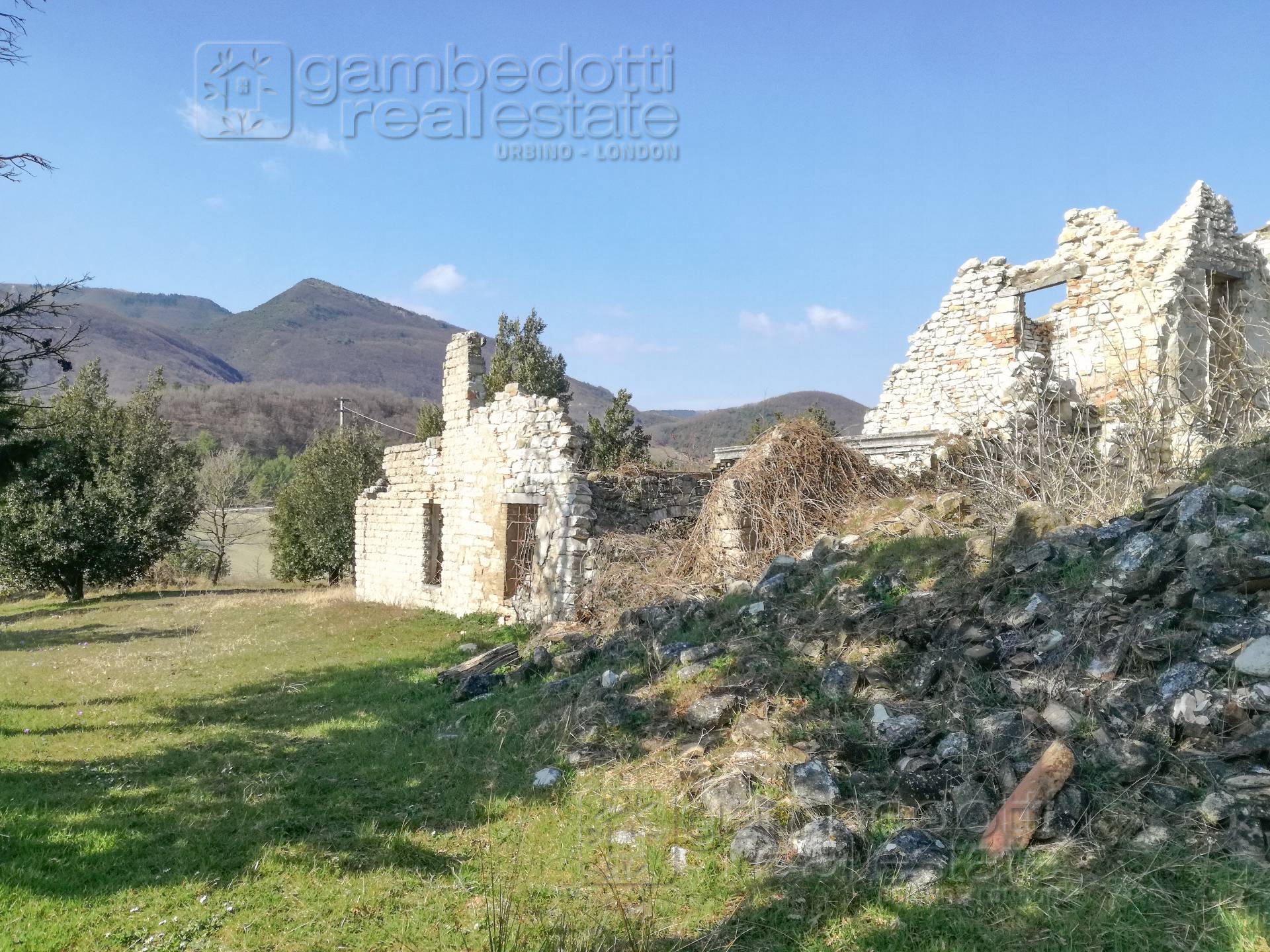  cagli vendita quart: abbadia di naro gambedotti-real-estate