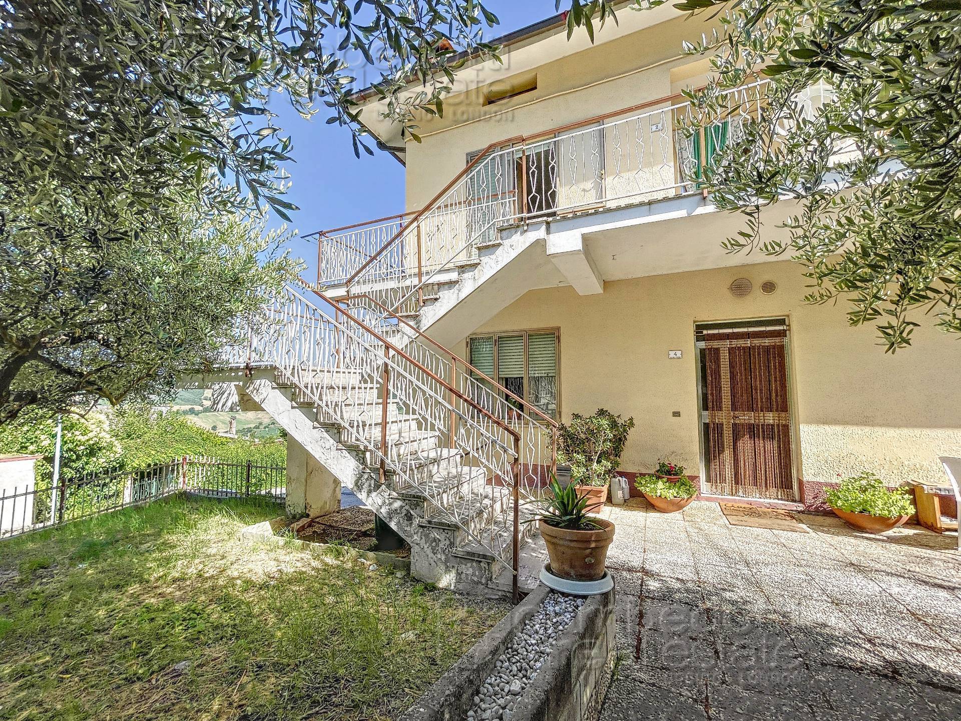 Villa in Vendita a Pesaro Urbino