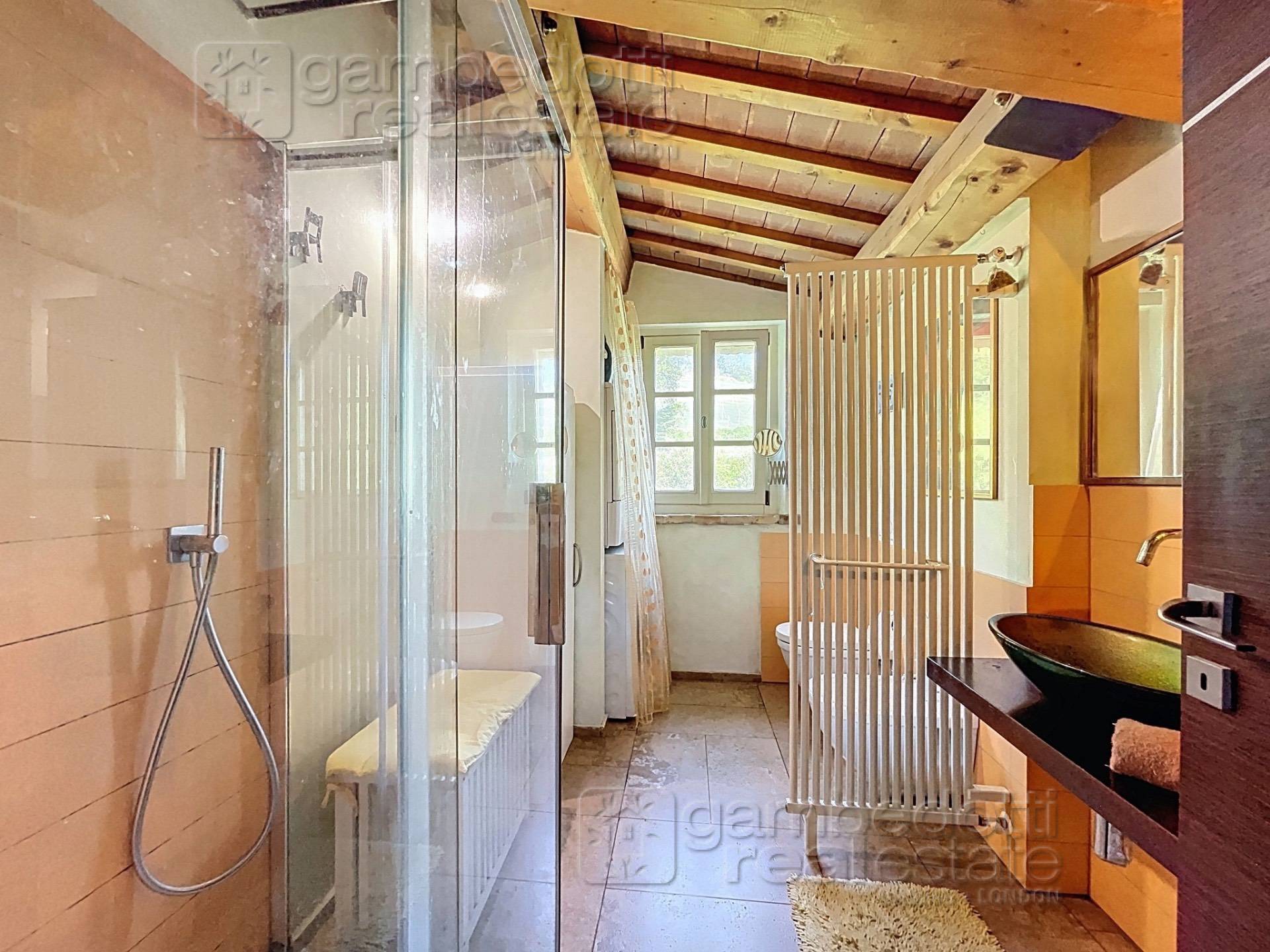 Villa in vendita a Urbino (PU)