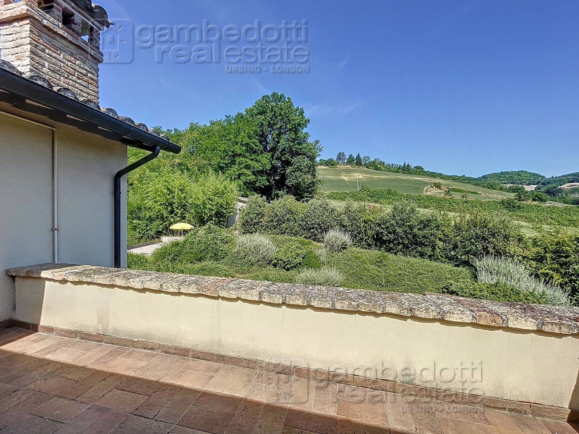 Villa in vendita a Urbino (PU)