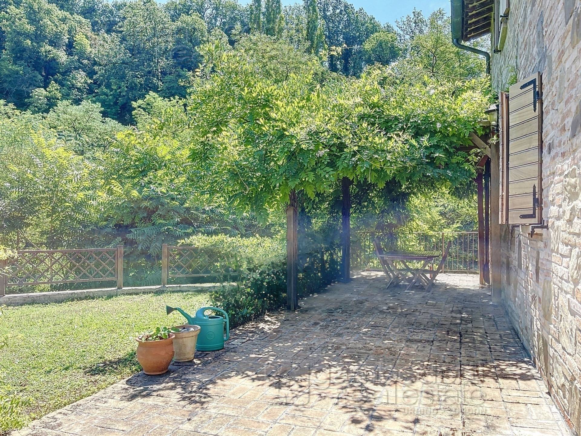 Villa in vendita a Urbino (PU)