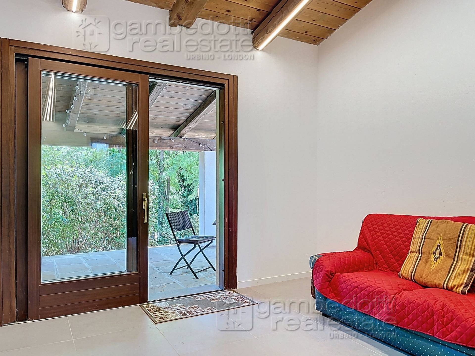 Villa in vendita a Urbino (PU)