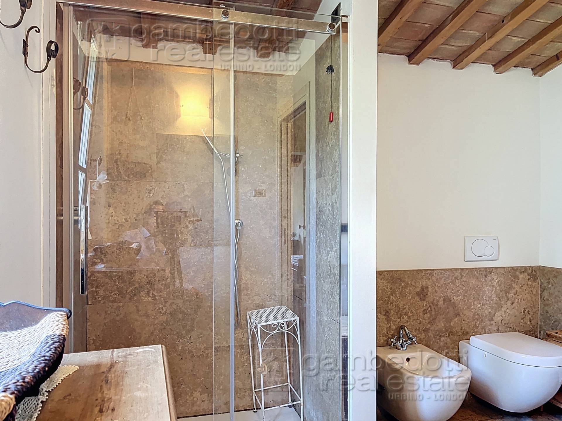 Villa in vendita a Urbino (PU)