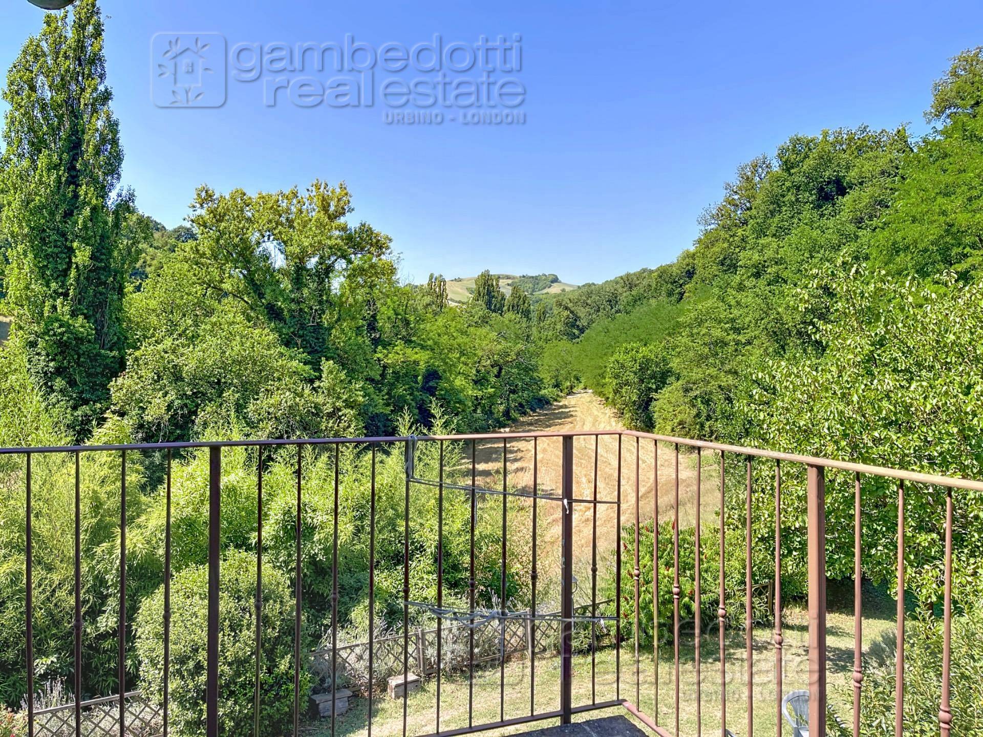 Villa in vendita a Urbino (PU)