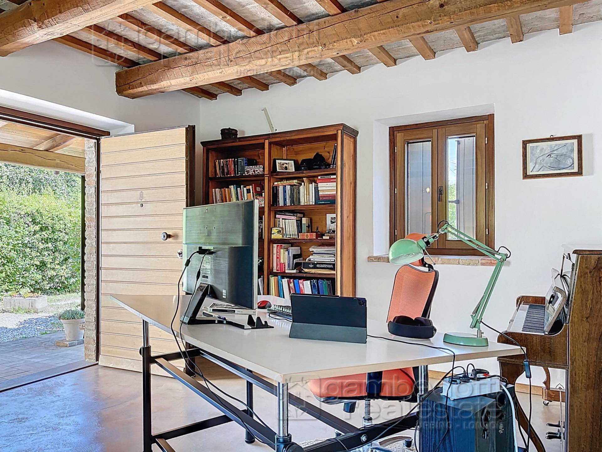 Villa in vendita a Urbino (PU)