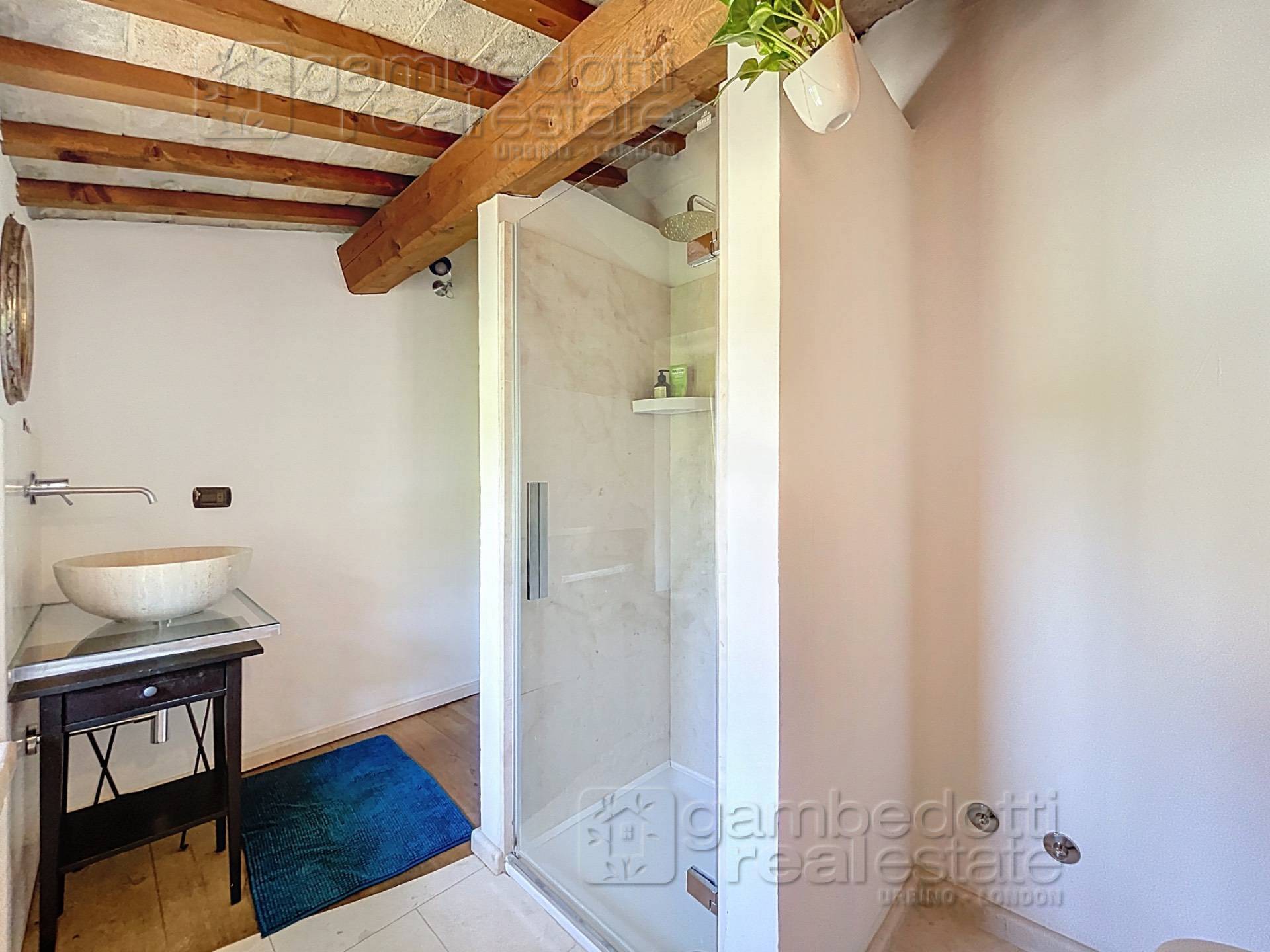 Villa in vendita a Urbino (PU)