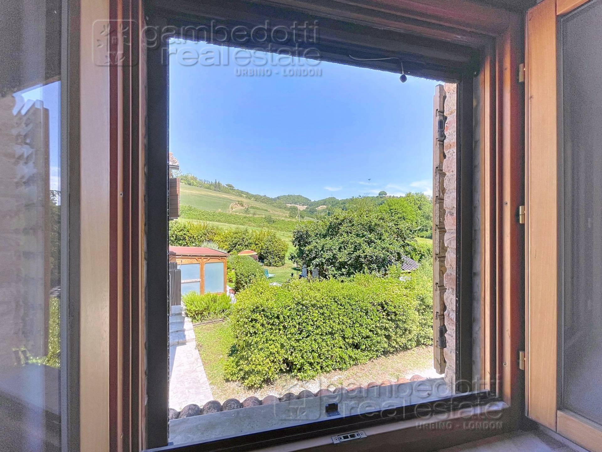 Villa in vendita a Urbino (PU)