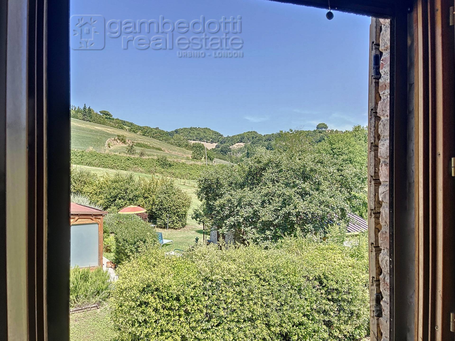 Villa in vendita a Urbino (PU)