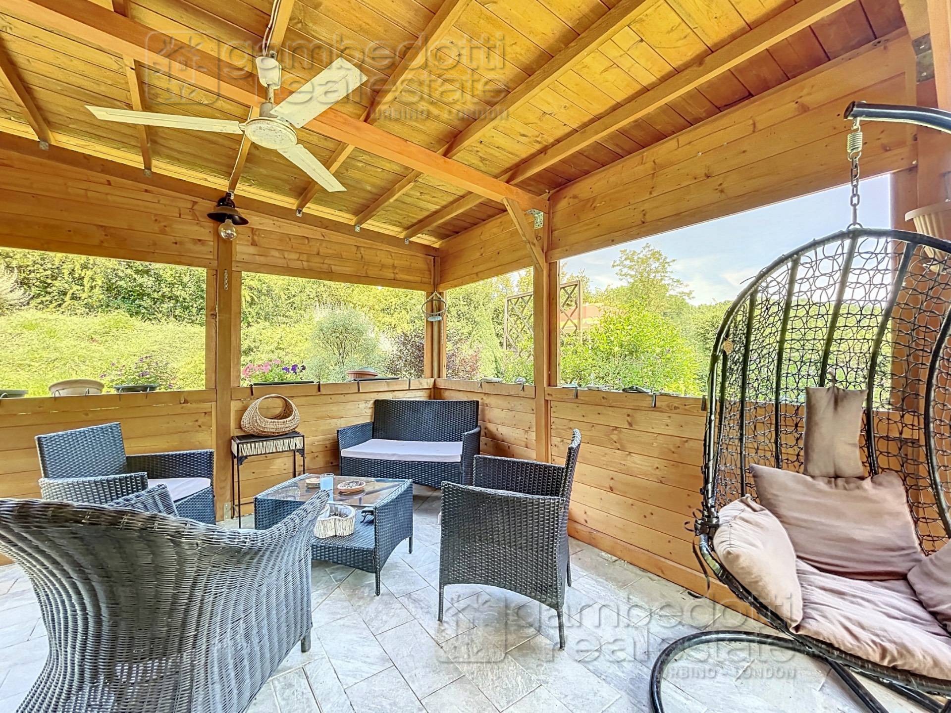 Villa in vendita a Urbino (PU)