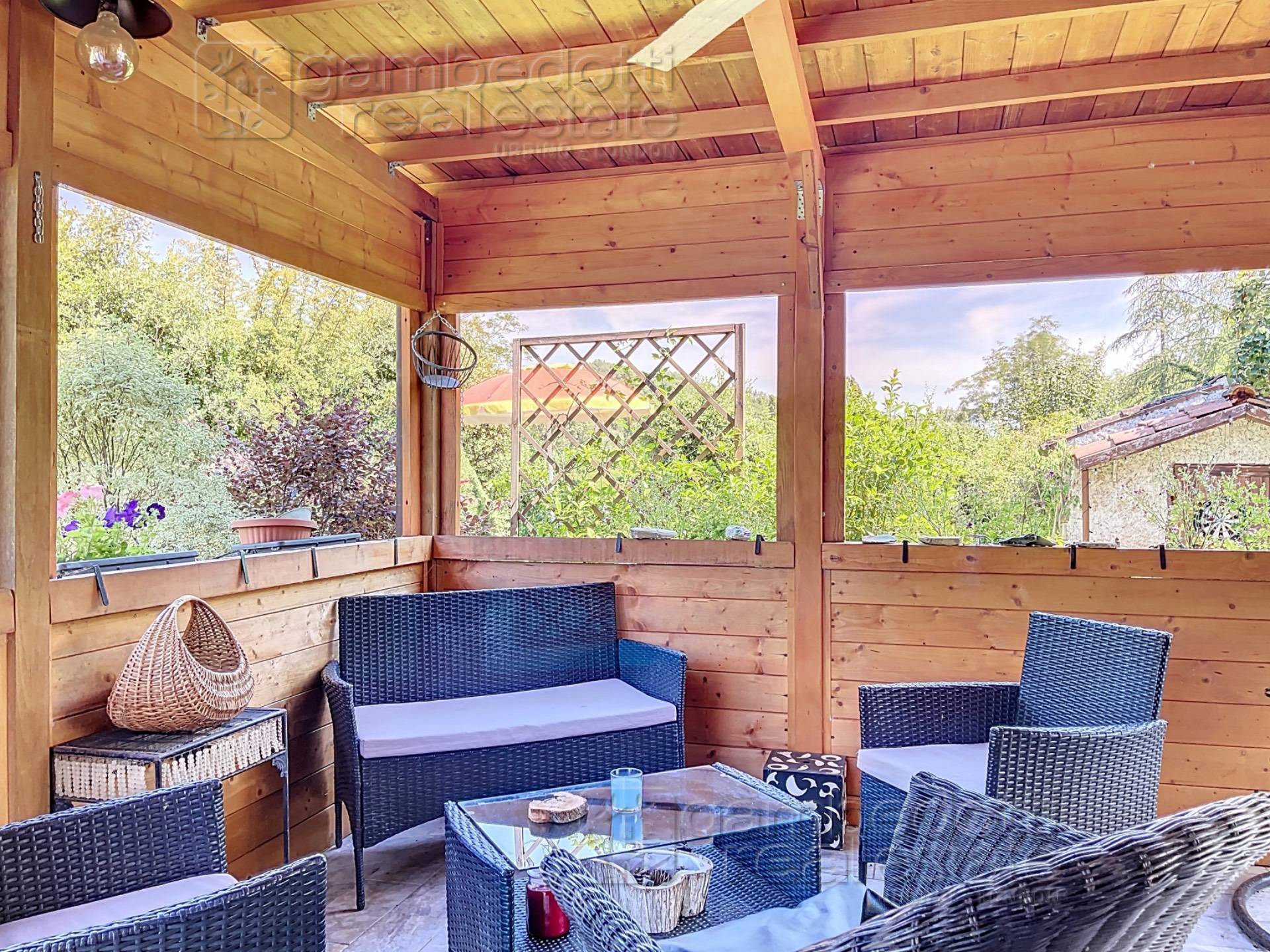 Villa in vendita a Urbino (PU)