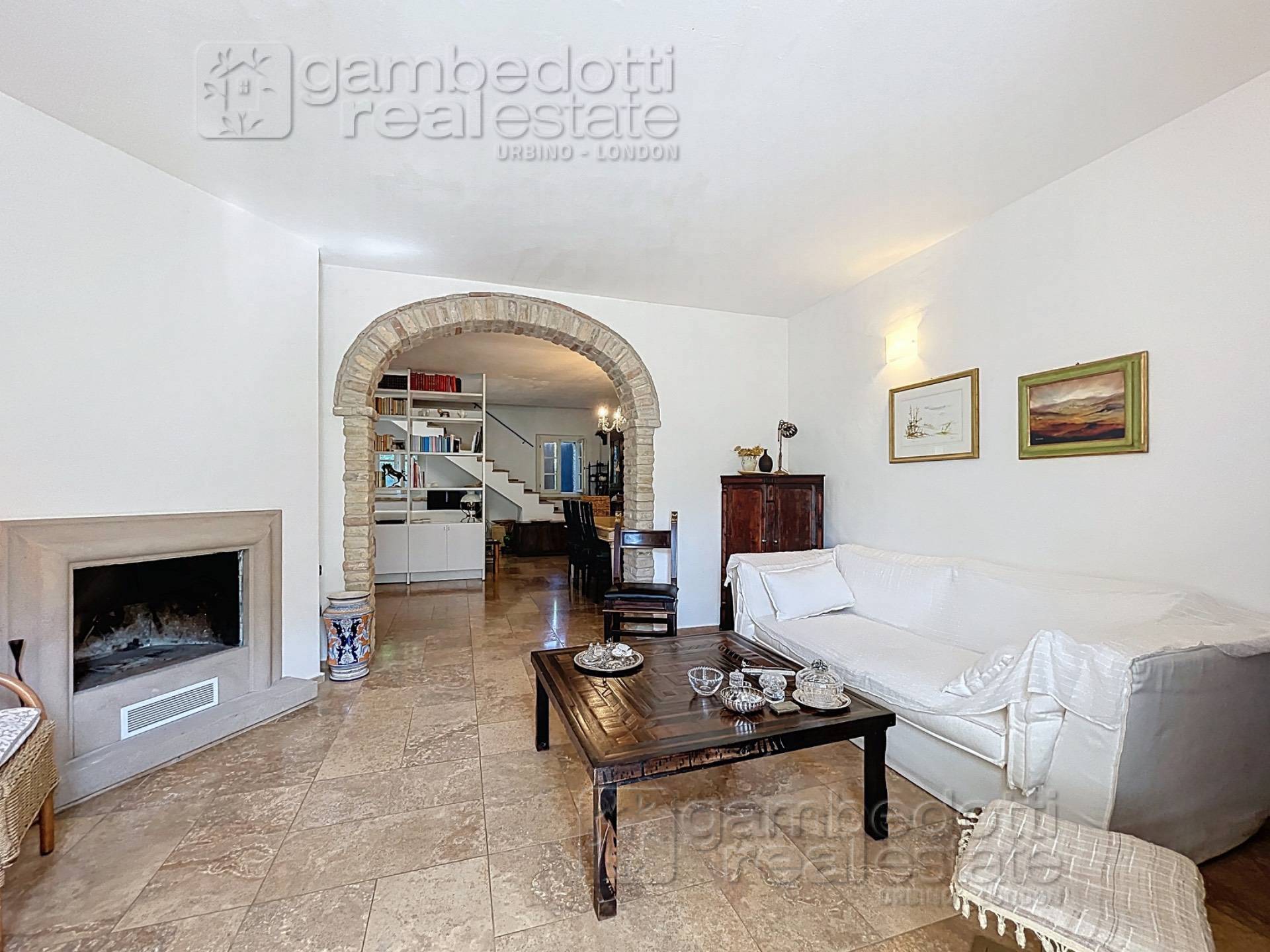 Villa in vendita a Urbino (PU)