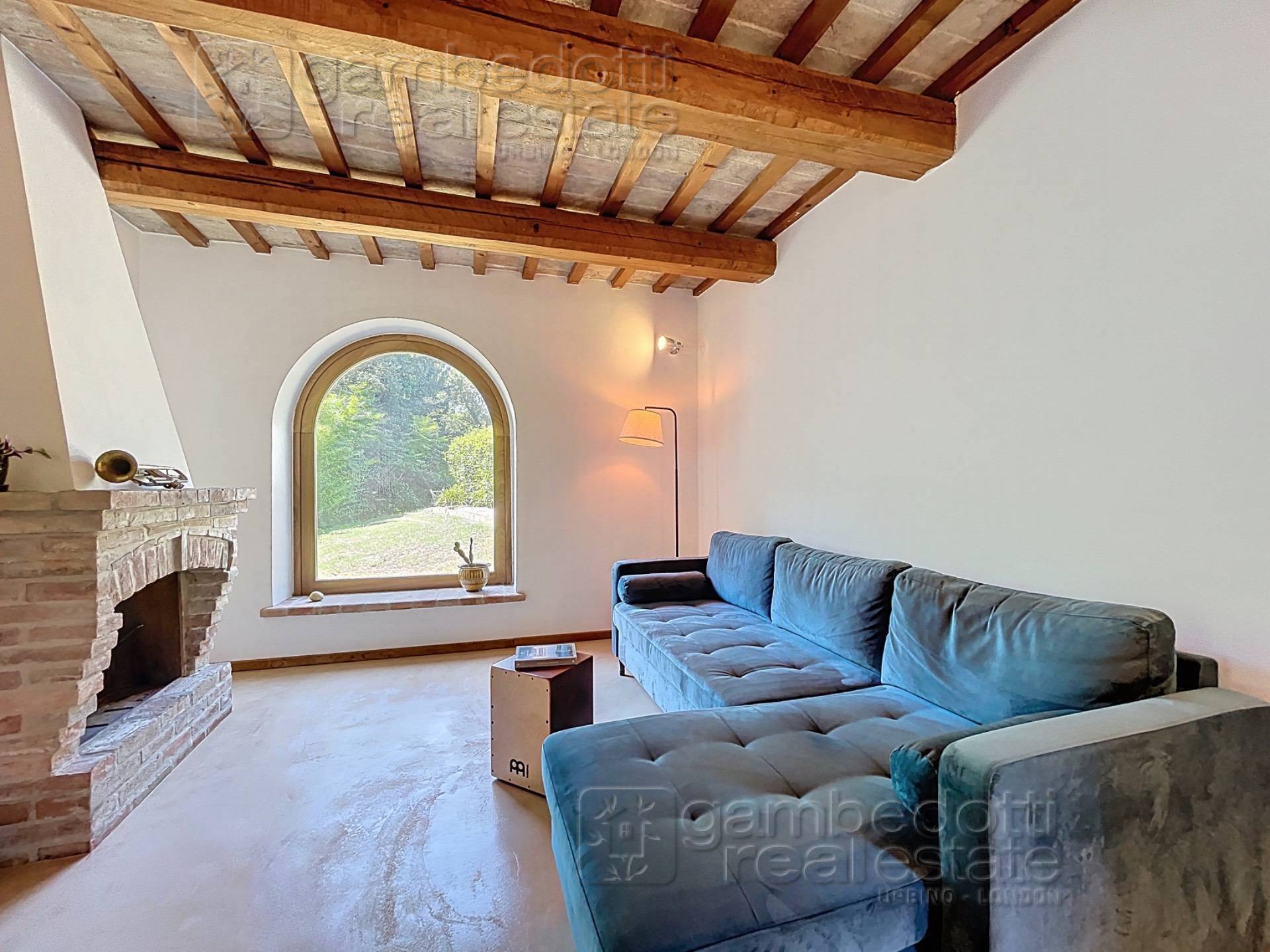 Villa in vendita a Urbino (PU)