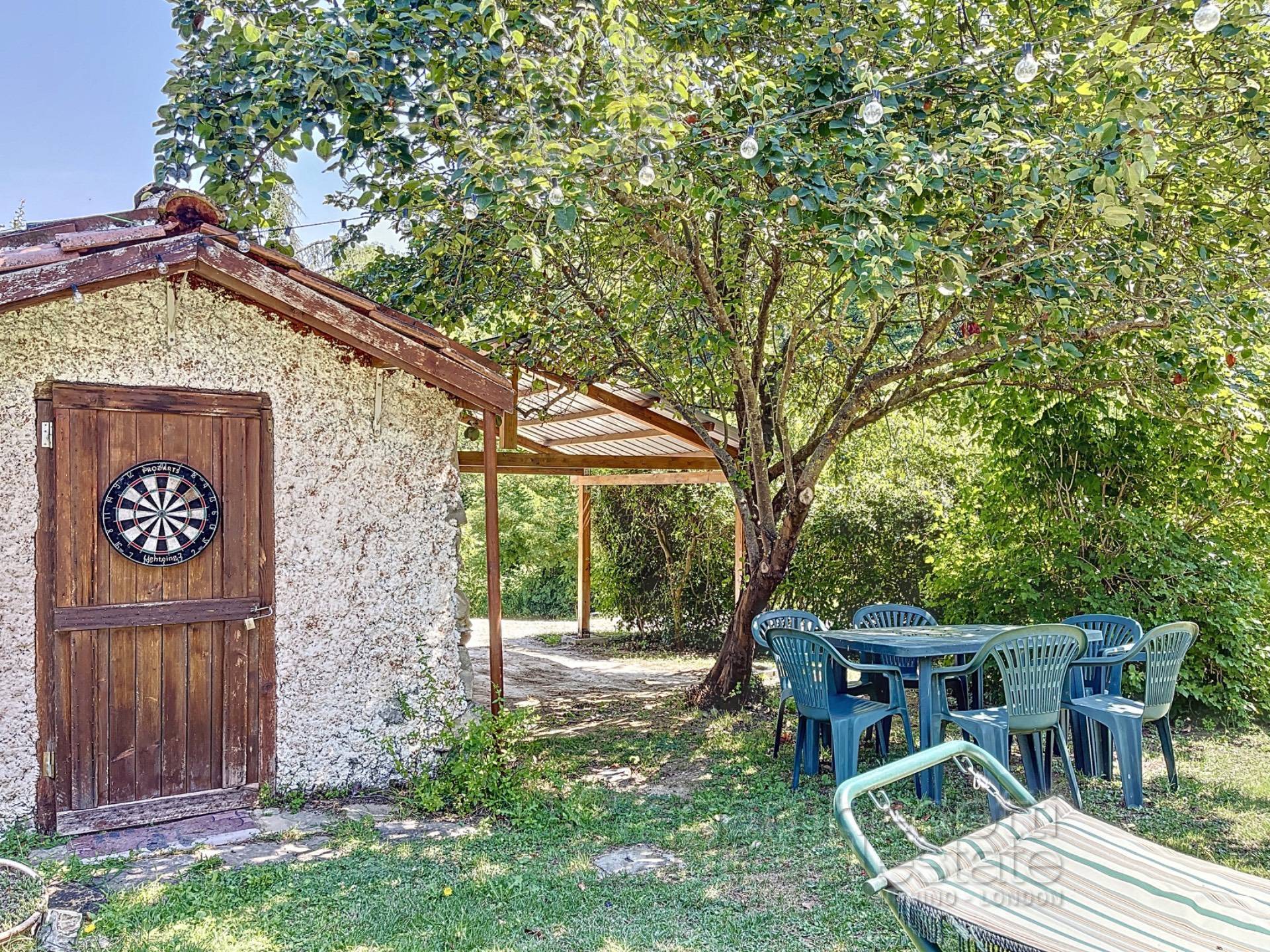 Villa in vendita a Urbino (PU)