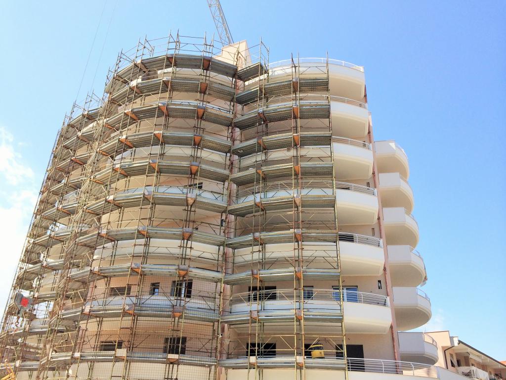 Appartamento SAN BENEDETTO DEL TRONTO vendita  viale De Gasperi  Immobiliare Gali? - De Angelis