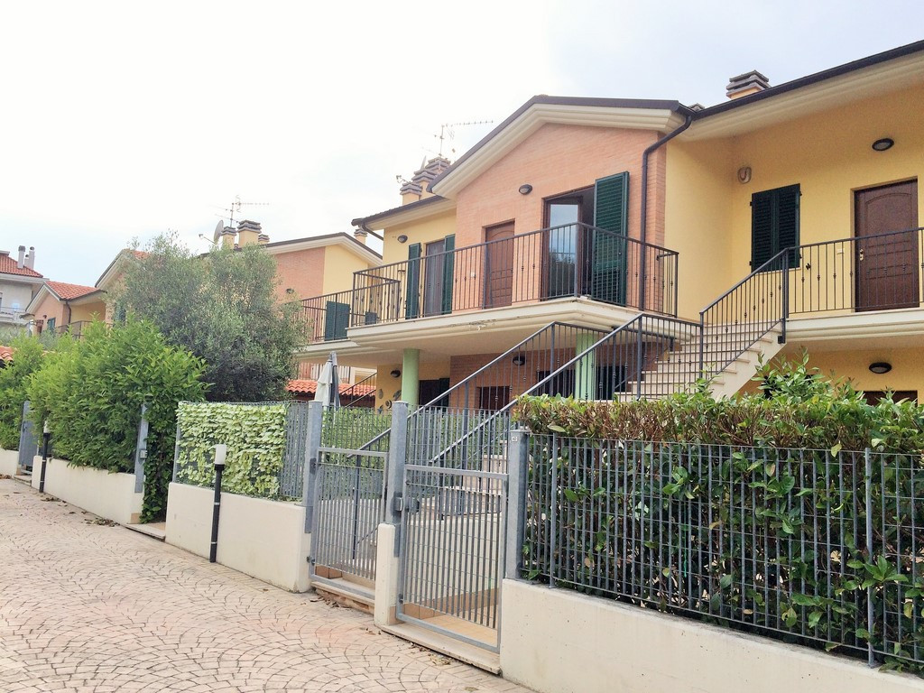  san-benedetto-del-tronto vendita quart: paese alto immobiliare-gali?-de-angelis