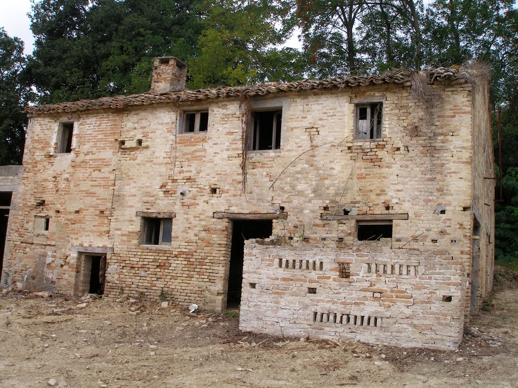 Rustico - Cascina PETRITOLI vendita    Immobiliare Gali? - De Angelis