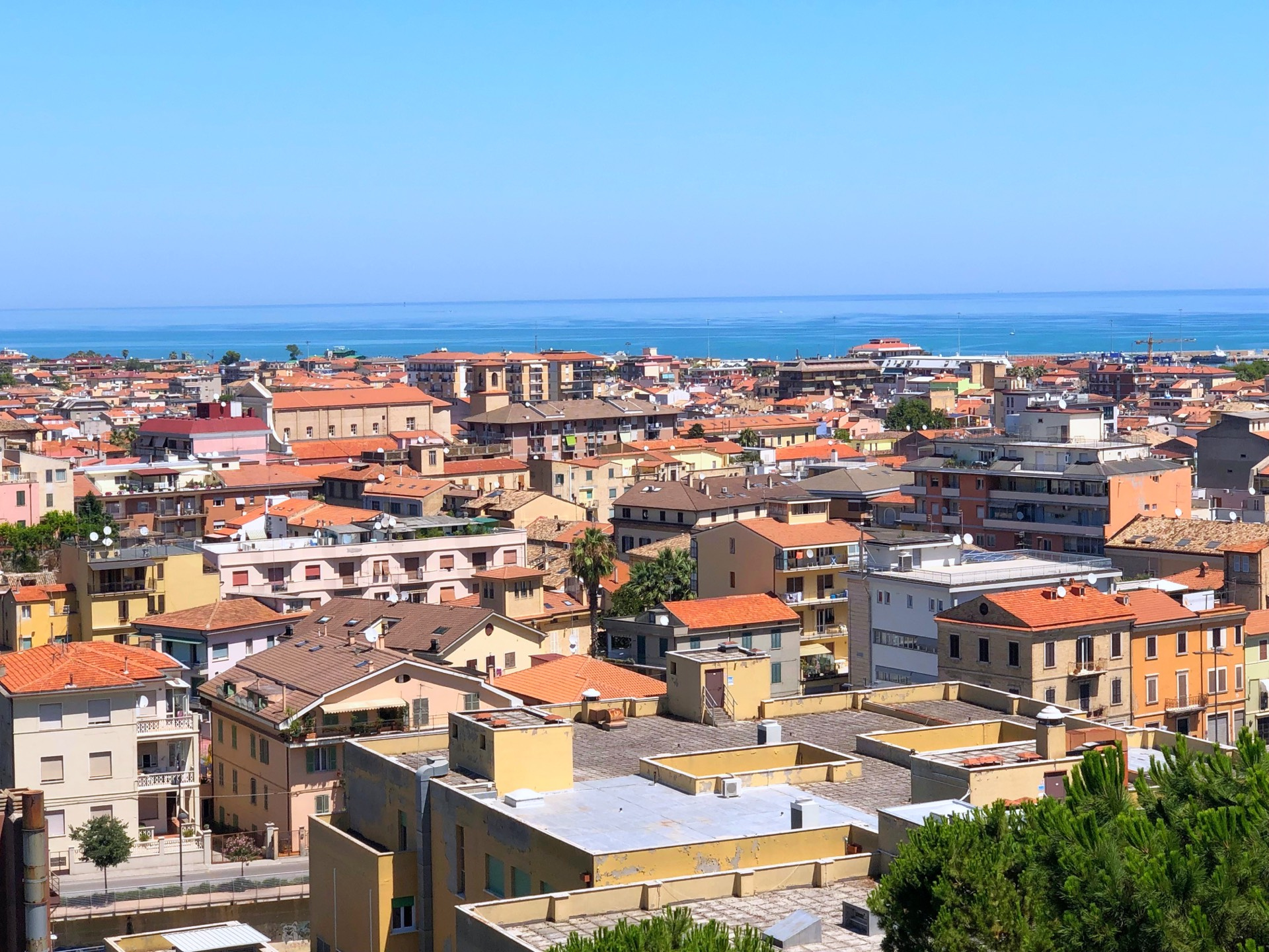 Appartamento SAN BENEDETTO DEL TRONTO vendita  zona cerboni  Immobiliare Gali? - De Angelis