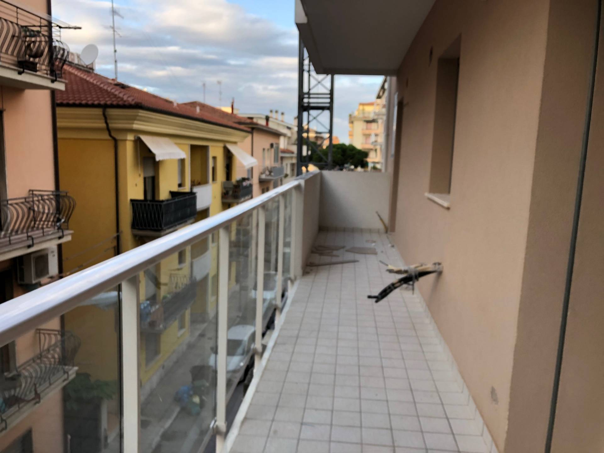 Appartamento SAN BENEDETTO DEL TRONTO vendita  viale De Gasperi  Immobiliare Gali? - De Angelis