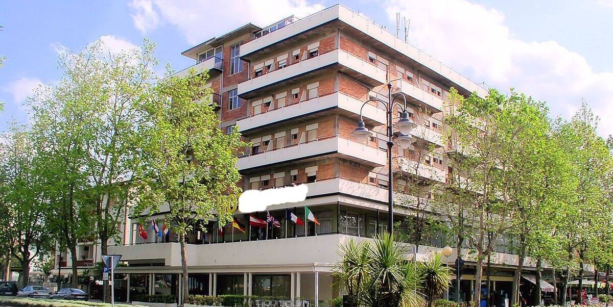 Albergo/Hotel in vendita a Villamarina, Cesenatico (FC)
