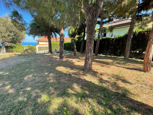 Villa in vendita a San Benedetto Del Tronto (AP)