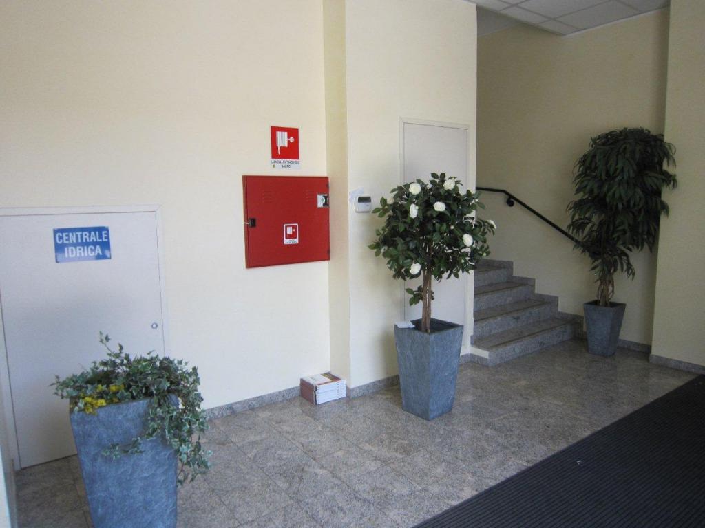 Ufficio - Loc.Com. PADOVA affitto  ZONA INDUSTRIALE-EST  POLIS SNC