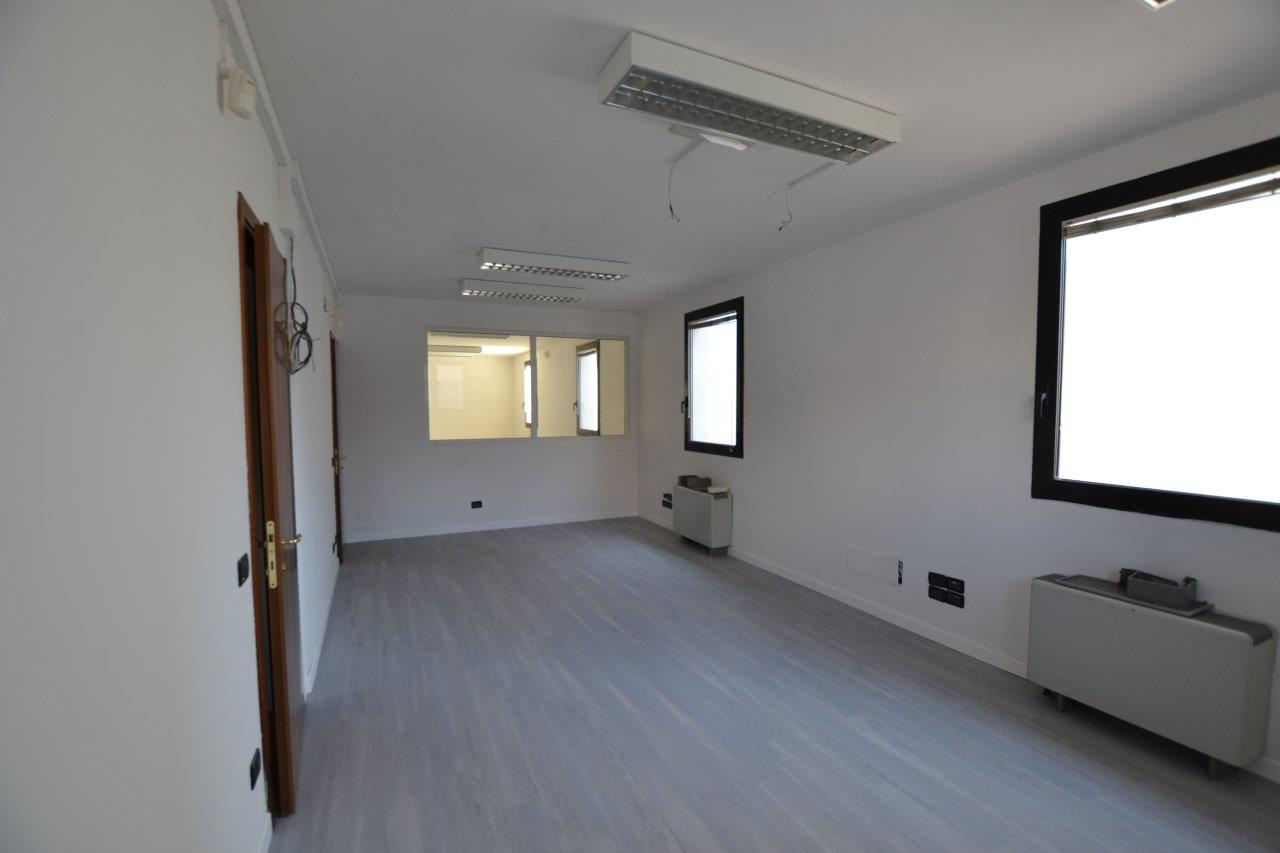 Ufficio - Loc.Com. PADOVA affitto  FIERA  POLIS SNC