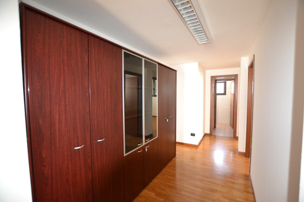  padova affitto quart: fiera polis-snc