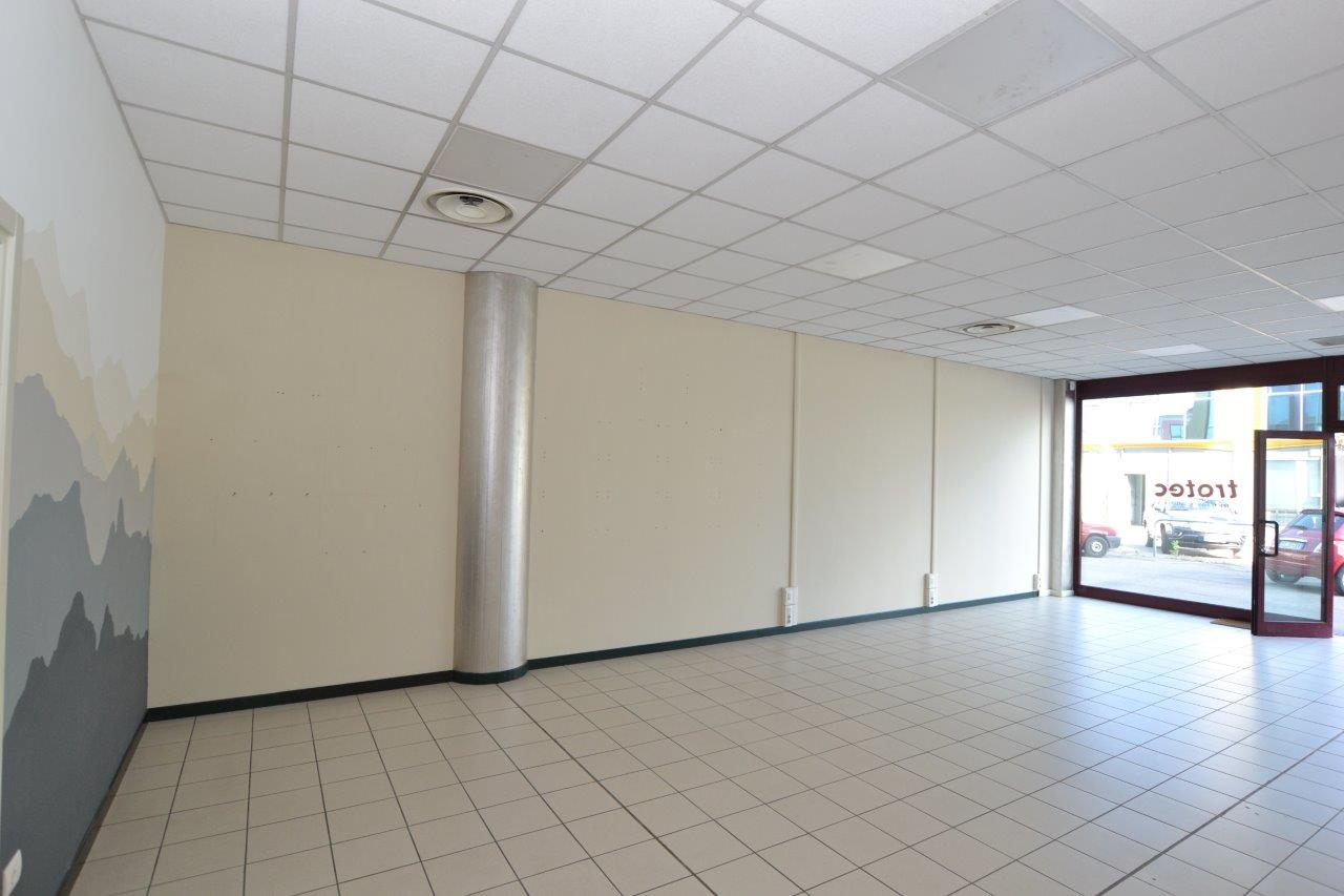 Negozio - Loc.Com. PADOVA affitto  PADOVA UNO  POLIS SNC