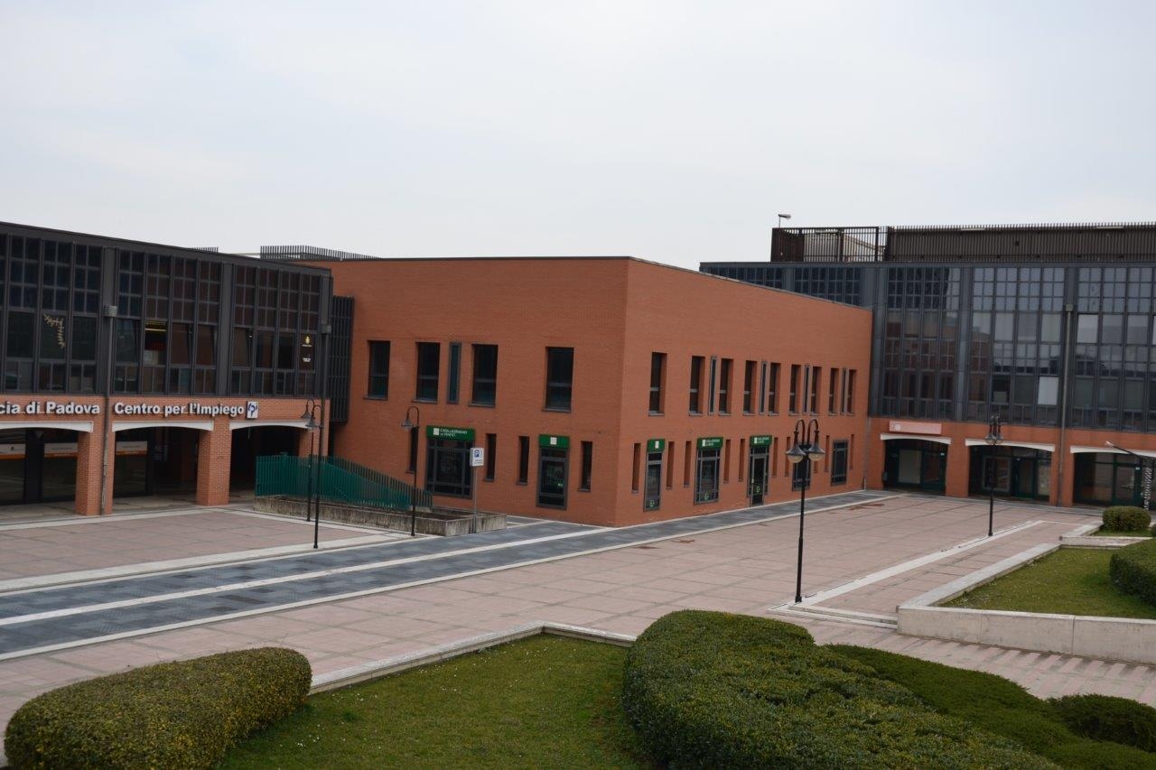 Ufficio - Loc.Com. PADOVA affitto  PADOVA.EST  POLIS SNC