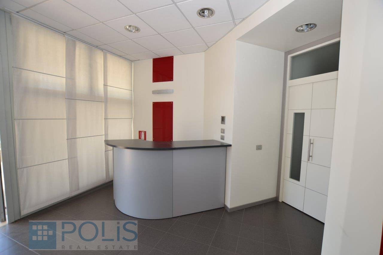 Negozio - Loc.Com. PADOVA affitto  VOLTABRUSEGANA  POLIS SNC