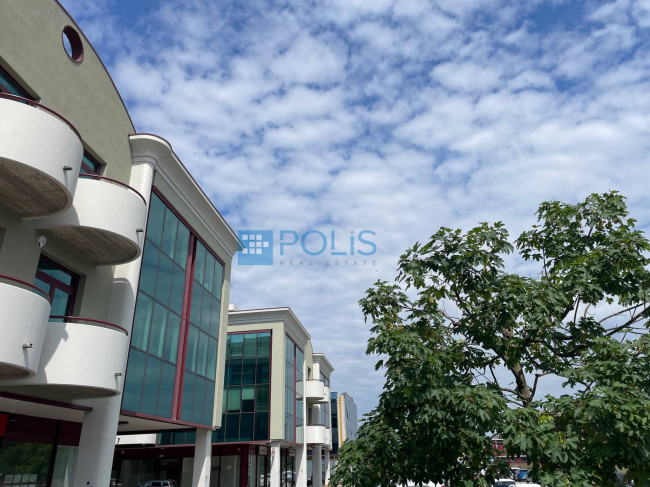 Negozio in Affitto  <br/>a Padova