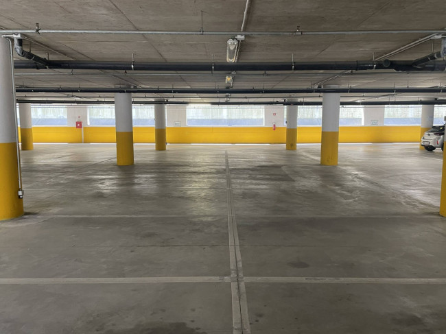 Posto auto coperto in Vendita a Padova