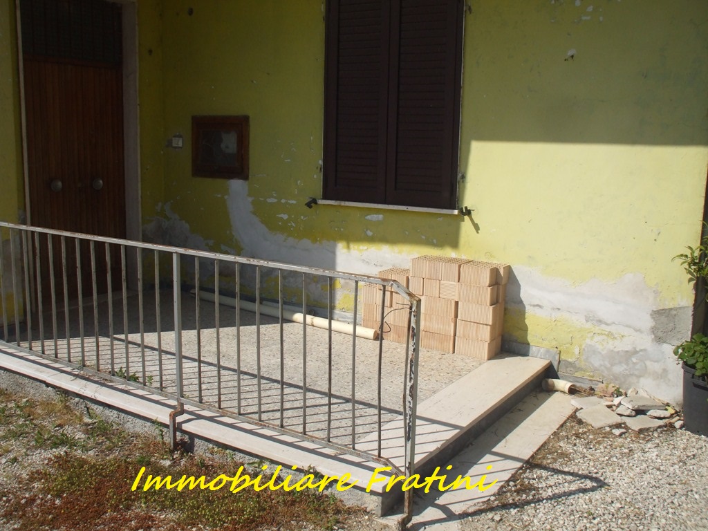 Villa Unifamiliare - Indipendente SANT