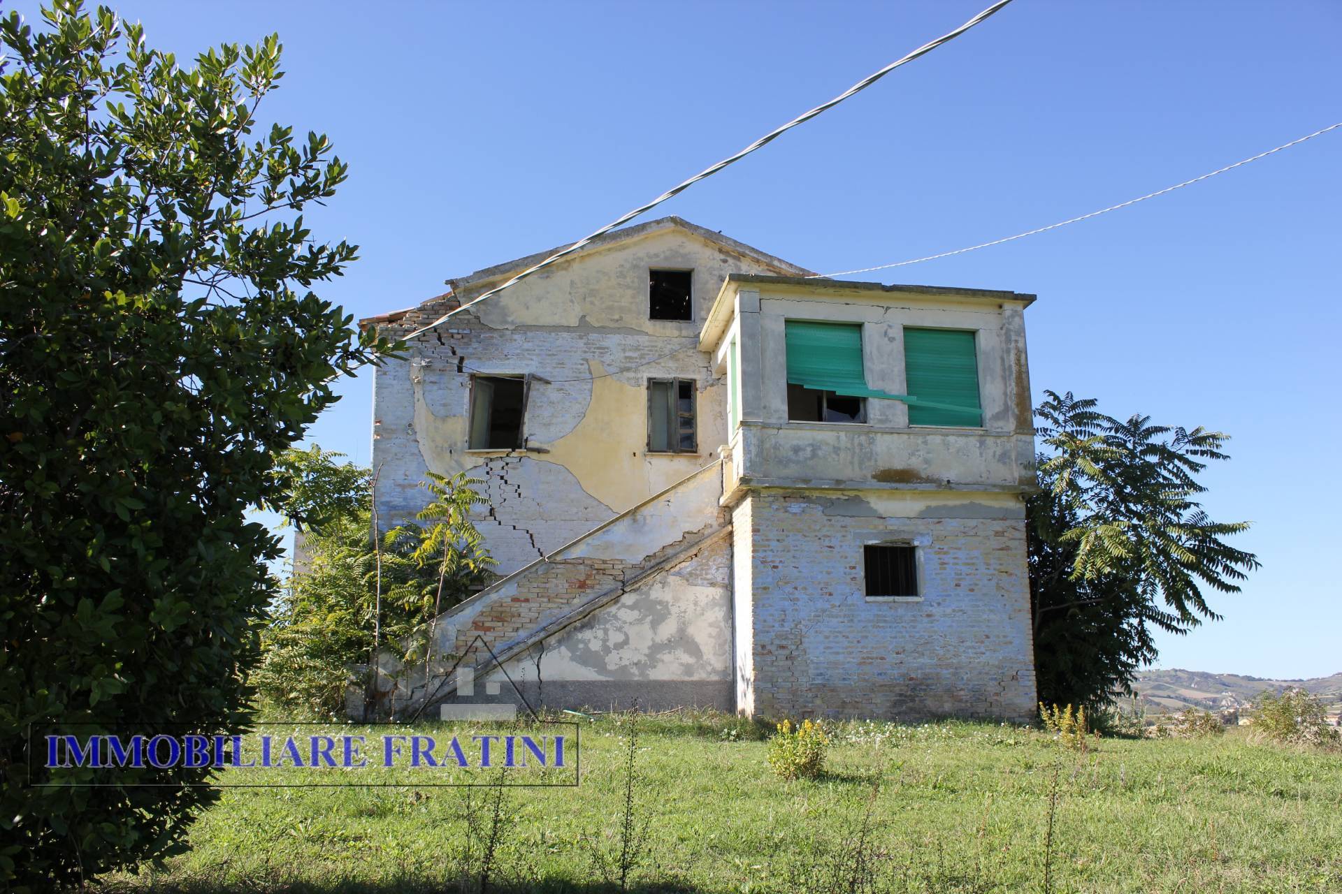 Rustico - Cascina APPIGNANO DEL TRONTO vendita    IMMOBILIARE FRATINI