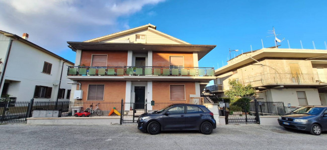 Casa indipendente in vendita a Sant'egidio Alla Vibrata (TE)