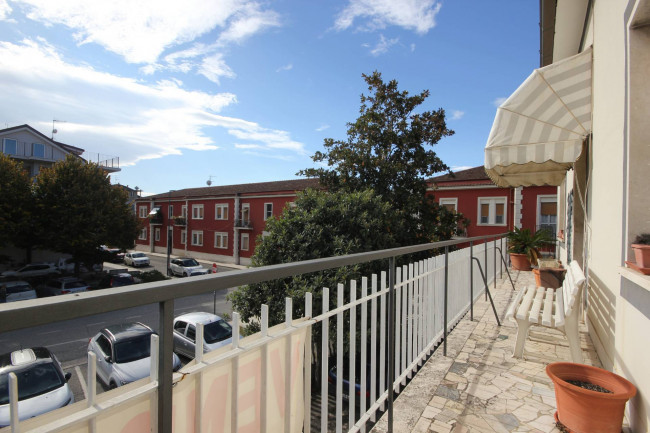 Casa indipendente in vendita a Sant'egidio Alla Vibrata (TE)