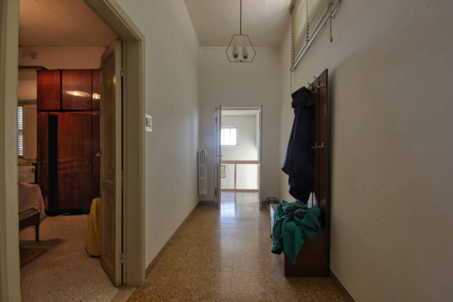 Casa indipendente in vendita a Ancarano (TE)