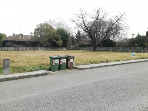 Terreno edificabile in vendita a Povoletto (UD)