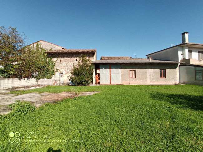 Casa indipendente in vendita a Pantianicco, Mereto Di Tomba (UD)