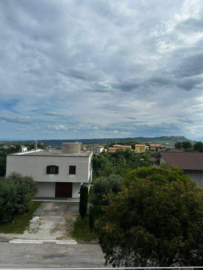 Appartamento in vendita a Montefiore dell'Aso