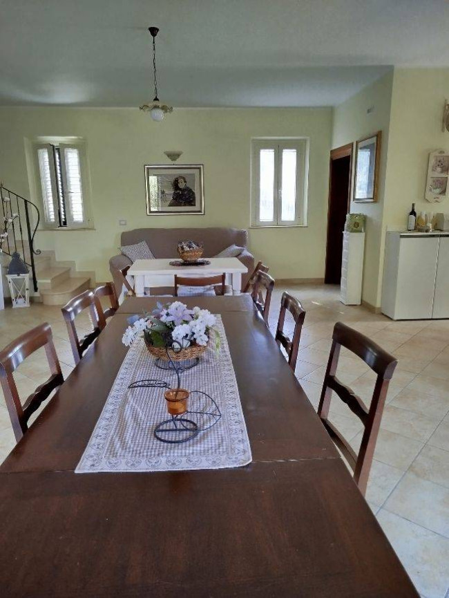 Villetta a schiera / Bifamiliare in vendita a Acquaviva Picena