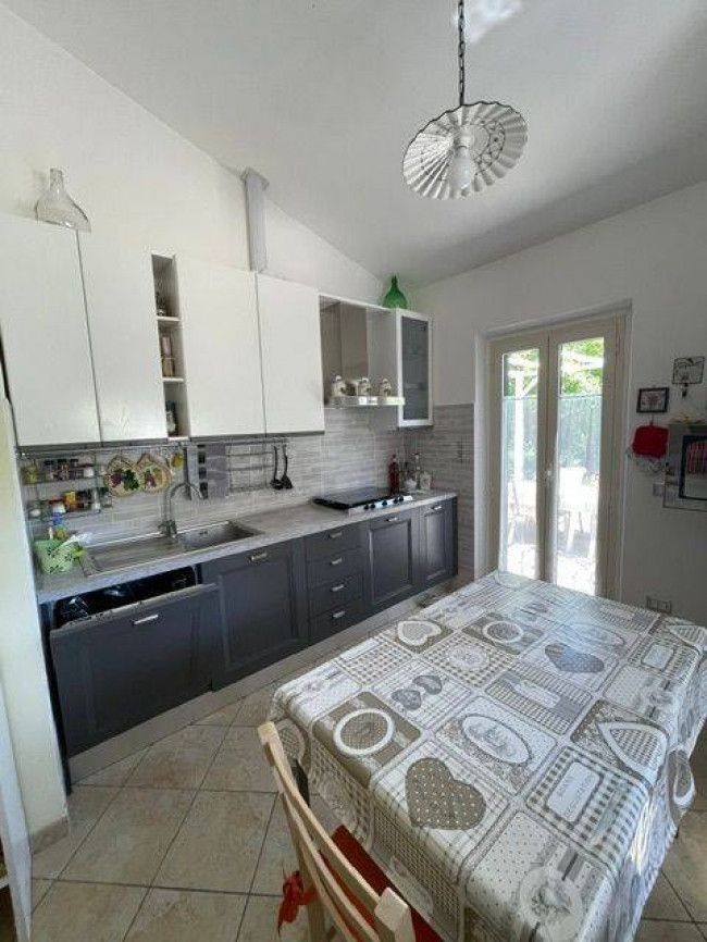 Villetta a schiera / Bifamiliare in vendita a Acquaviva Picena