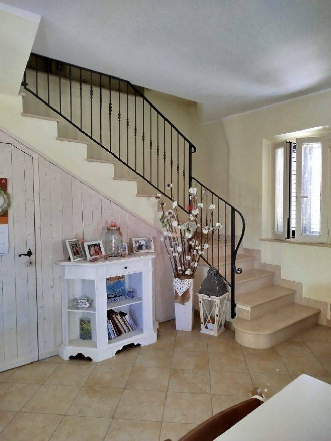 Villetta a schiera / Bifamiliare in vendita a Acquaviva Picena