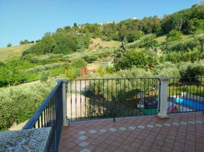 Villetta a schiera / Bifamiliare in vendita a Acquaviva Picena
