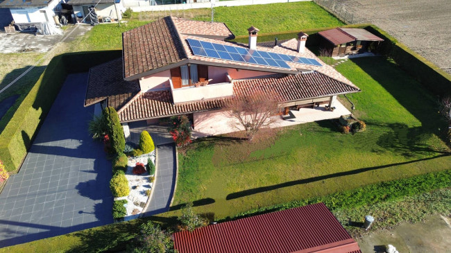Villa in Vendita a San Michele al Tagliamento