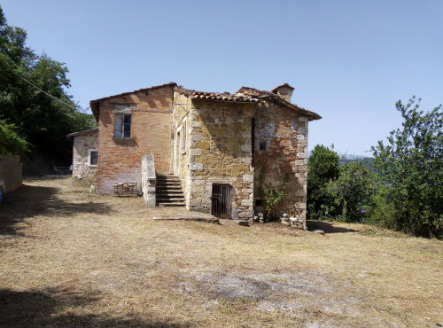 Casolare a Ascoli Piceno