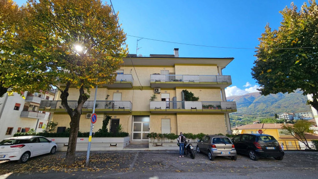 Appartamento a Folignano